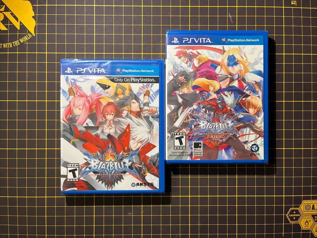 Lot 2 BlazBlue: Chrono Phantasma Extend PS Vita 